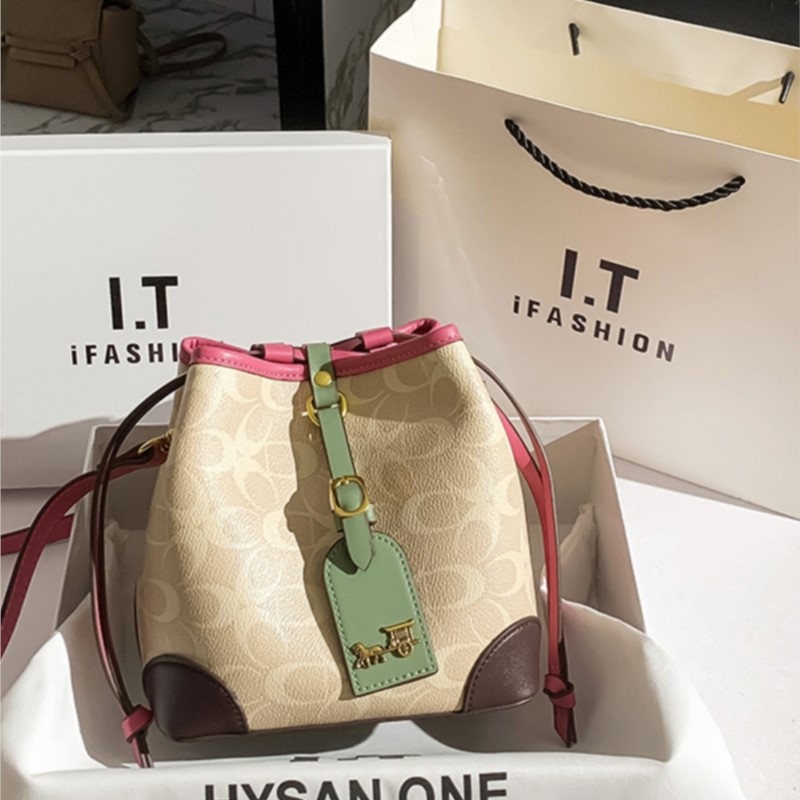 Light luxury women's handbag,  - Women Bags Coach ulasan dan harga