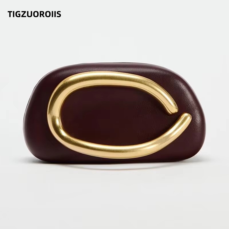 Gold Metal Closure Box Clutch  - Women Bags Gold ulasan dan harga