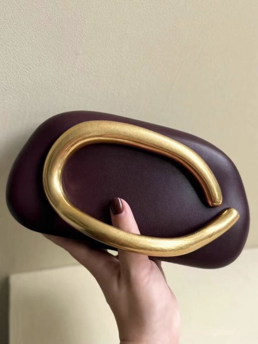 Gold Metal Closure Box Clutch  - Women Bags Gold ulasan dan harga